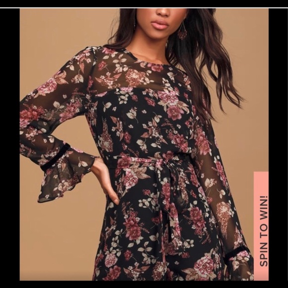Large floral nwt romper - Picture 2 of 4